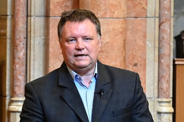 Elhunyt Kordás László 